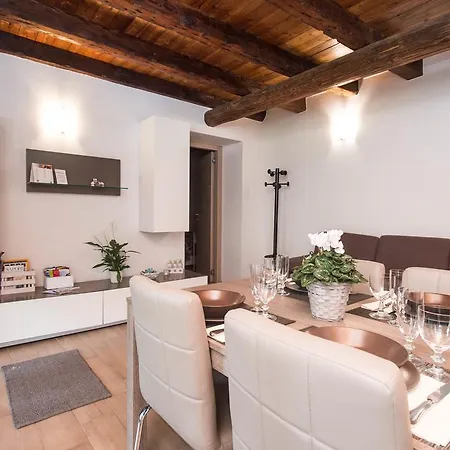 Apartman Broglia House