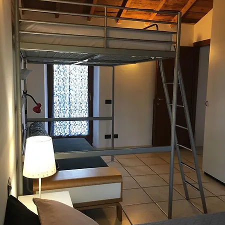 Broglia House Apartman