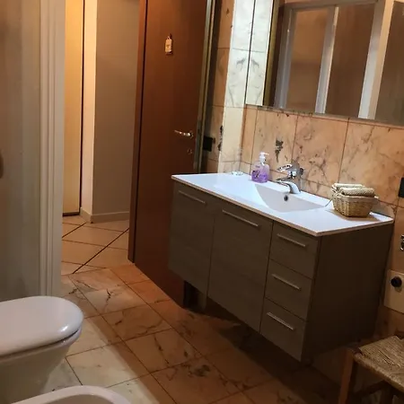 Broglia House Apartman