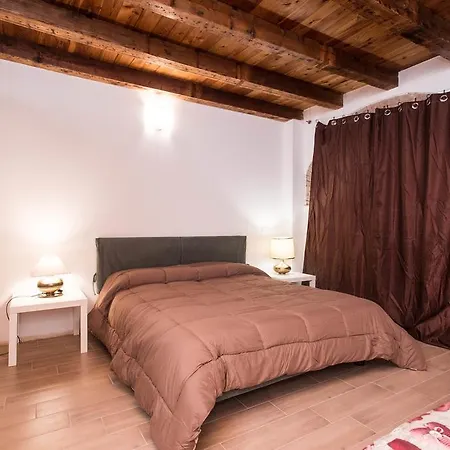 Apartment Broglia House