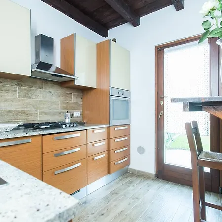 Broglia House Verona